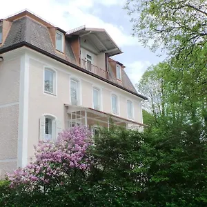 https://villa-bariole.com-bavaria.com